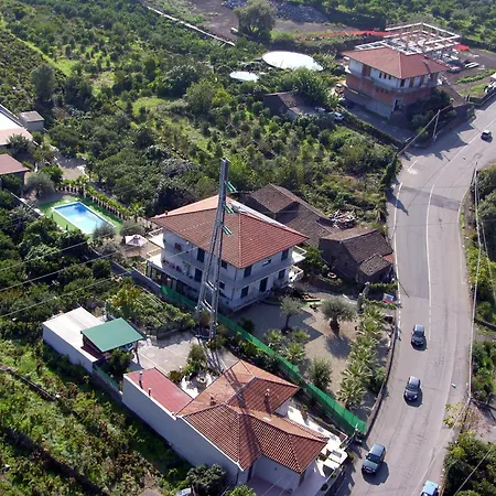 Appartamento With Air Conditioning And Salt Pool
