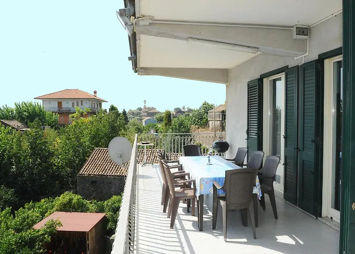 With Air Conditioning And Salt Pool Appartamento