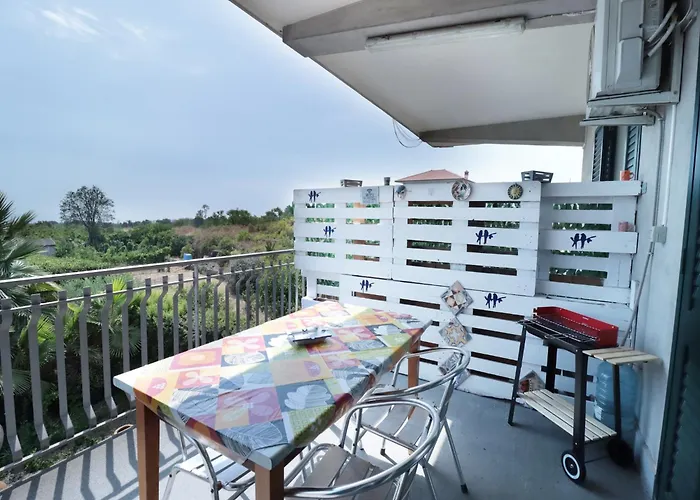 With Air Conditioning And Salt Pool Santa Venerina
